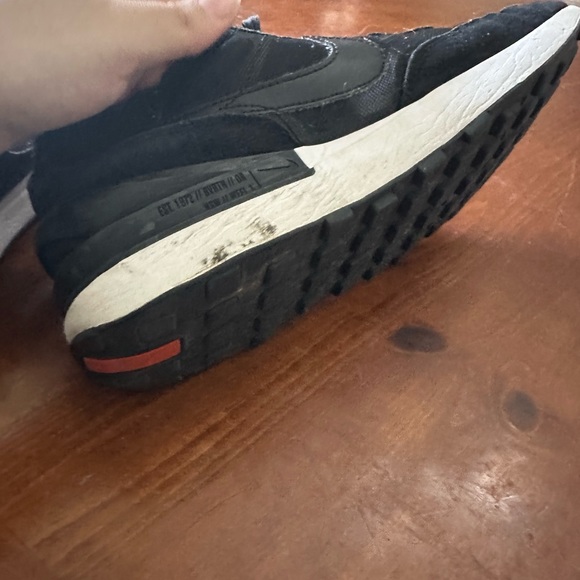 Black Nike Shoes - Picture 10 of 12